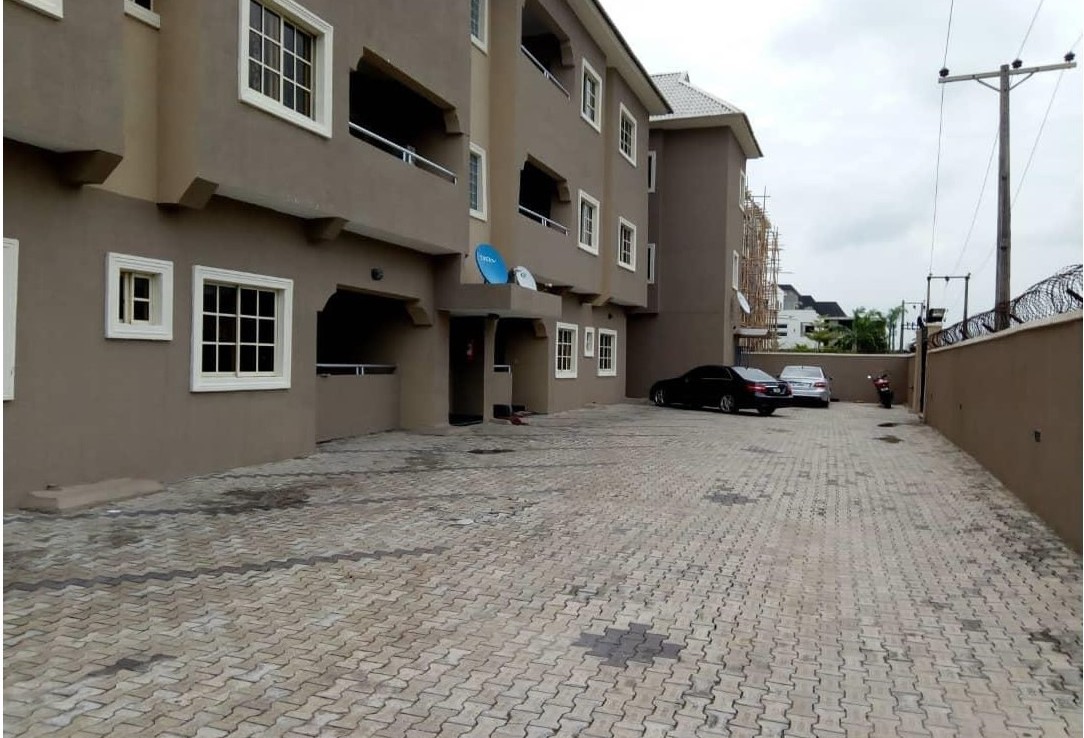 Pictures of Spar property